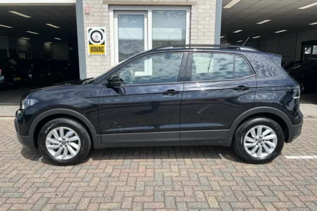 Volkswagen T-Cross (2022) thumbnail 2