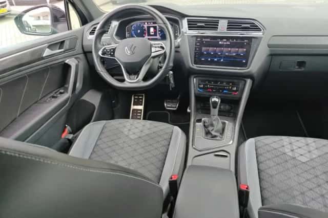 Volkswagen Tiguan (2021) thumbnail 6