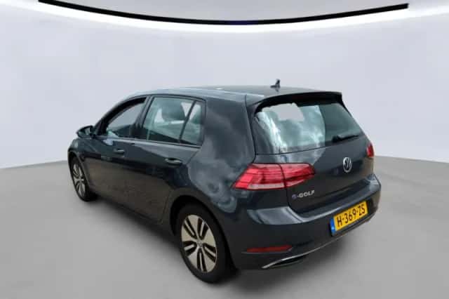 Volkswagen E-Golf (2020) thumbnail 2
