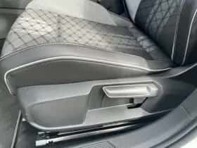 Volkswagen Golf (2022) thumbnail 11