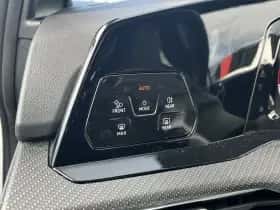Volkswagen Golf (2022) thumbnail 12