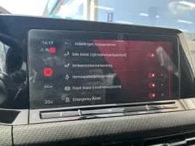 Volkswagen Golf (2022) thumbnail 21