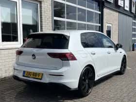 Volkswagen Golf (2022) thumbnail 33