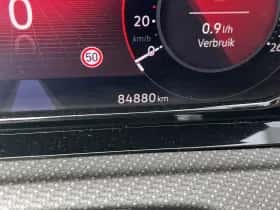 Volkswagen Golf (2022) thumbnail 6
