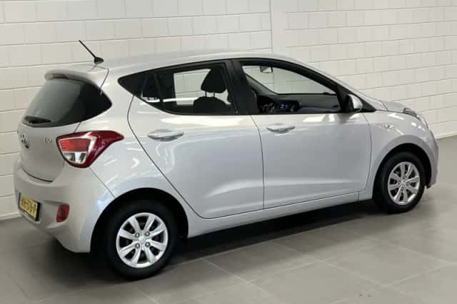 Hyundai i10 (2017) thumbnail 4