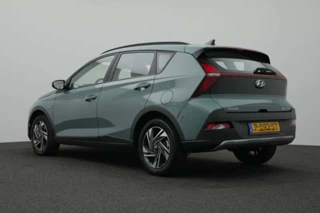 Hyundai Bayon (2022) thumbnail 4