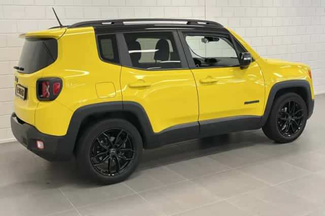 Jeep Renegade (2017) thumbnail 4