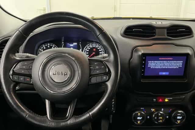 Jeep Renegade (2017) thumbnail 5