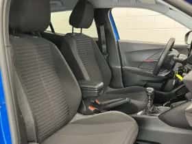 Peugeot 2008 (2022) thumbnail 18