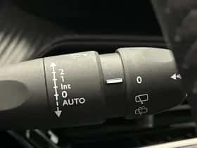 Peugeot 2008 (2022) thumbnail 20