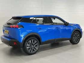 Peugeot 2008 (2022) thumbnail 4