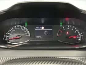Peugeot 2008 (2022) thumbnail 6