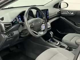 Hyundai Ioniq (2021) thumbnail 14