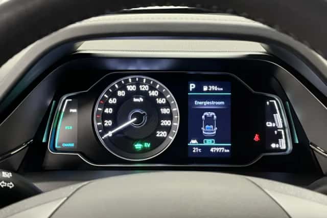 Hyundai Ioniq (2021) thumbnail 6
