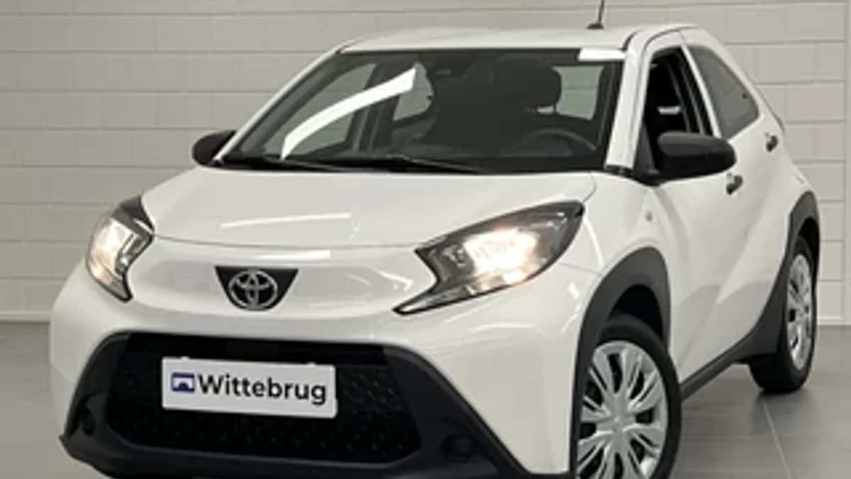 Toyota Aygo (2023) — foto 1