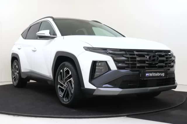Hyundai Tucson (2025) thumbnail 3