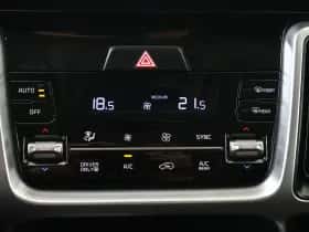 Kia Sorento (2023) thumbnail 23
