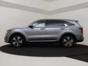 Kia Sorento (2023) thumbnail 5