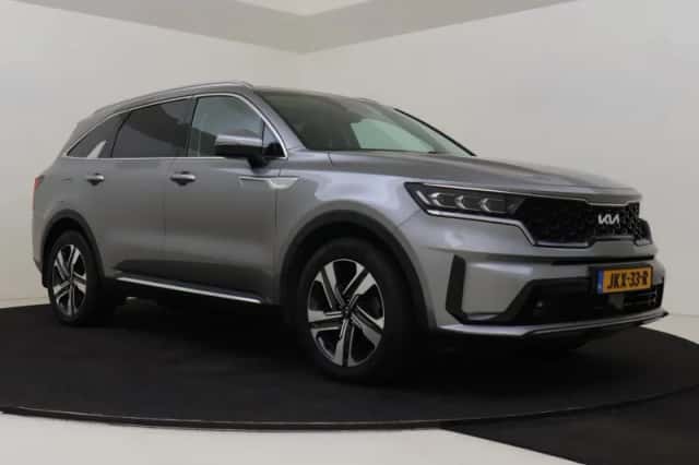 Kia Sorento (2023) thumbnail 6