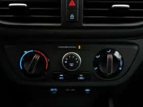 Hyundai i10 (2024) thumbnail 17