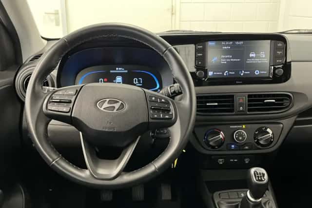 Hyundai i10 (2023) thumbnail 5