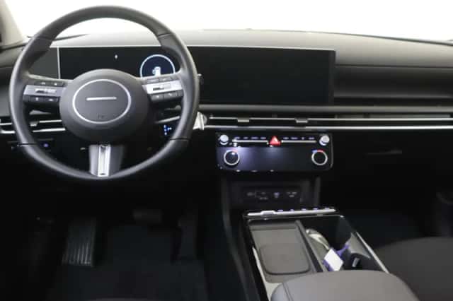 Hyundai Tucson (2025) thumbnail 5