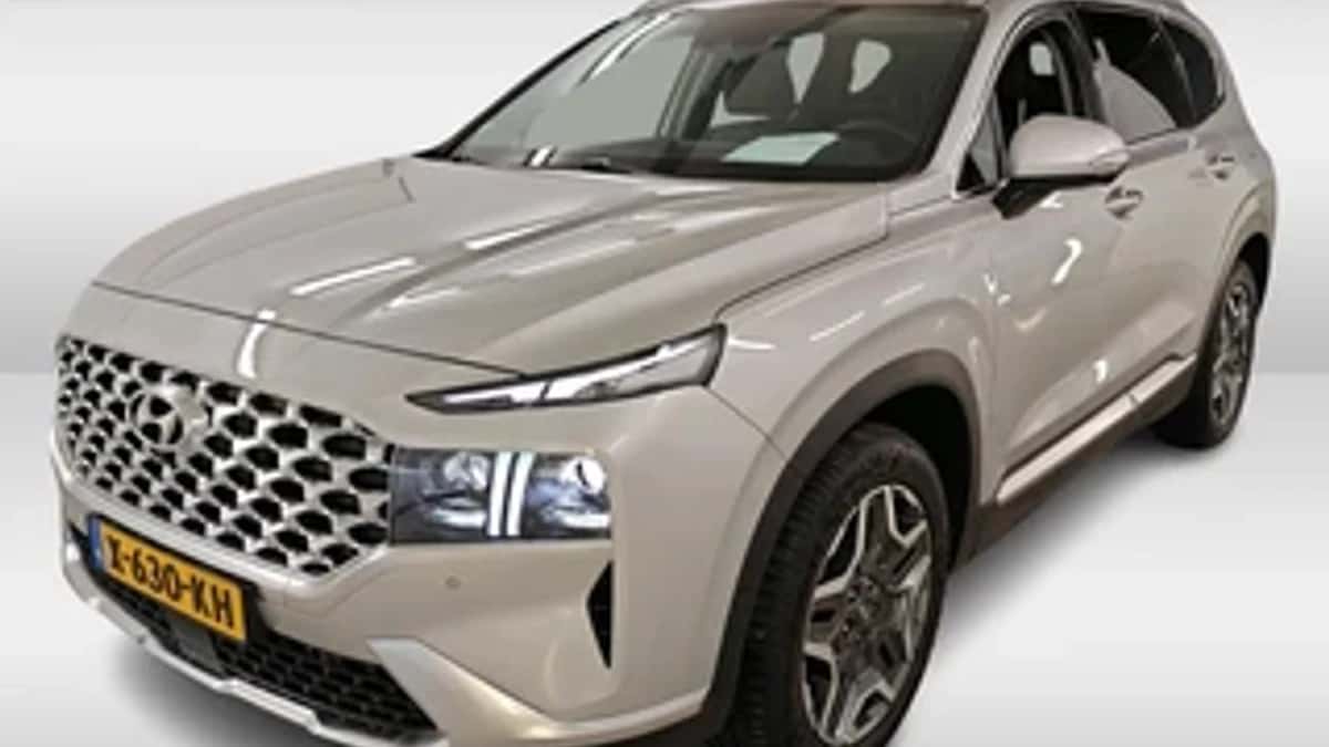 Hyundai Santa Fe (2023) — foto 1