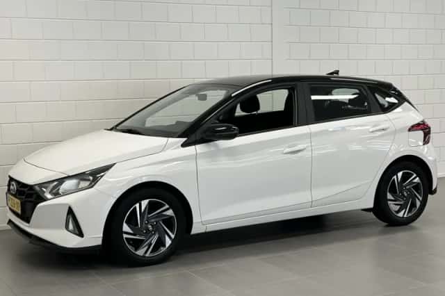 Hyundai i20 (2022) thumbnail 3