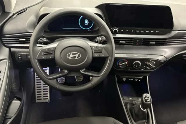 Hyundai Bayon (2025) thumbnail 4