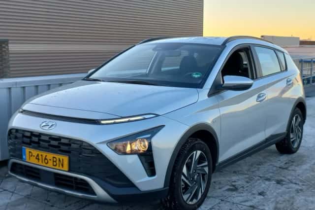 Hyundai Bayon (2022) thumbnail 3