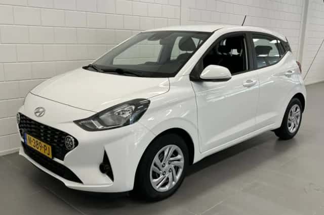 Hyundai i10 (2022) thumbnail 3