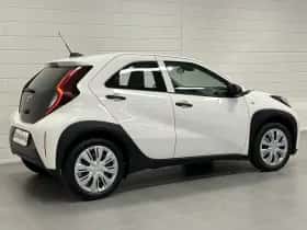 Toyota Aygo (2023) thumbnail 4