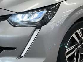 Peugeot 208 (2023) thumbnail 36