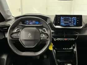 Peugeot 208 (2023) thumbnail 5