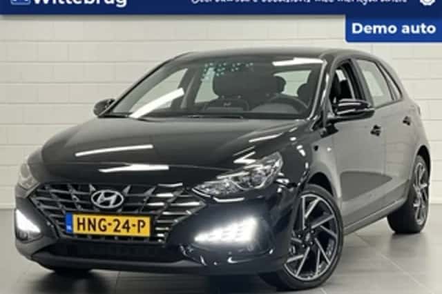 Hyundai i30 (2025) thumbnail 1