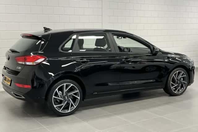 Hyundai i30 (2025) thumbnail 4