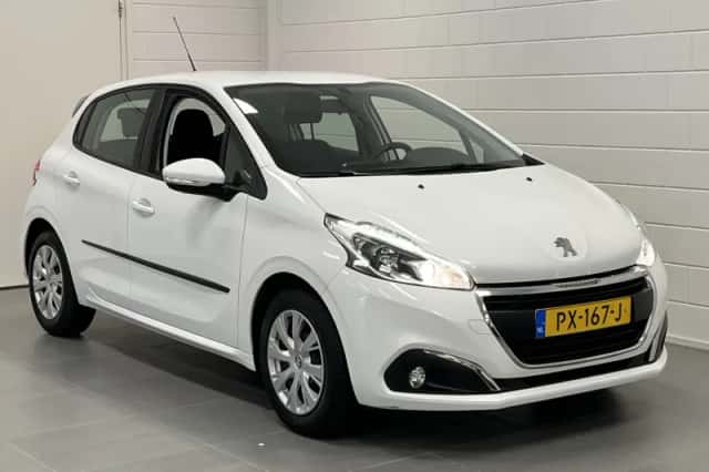 Peugeot 208 (2017) thumbnail 3