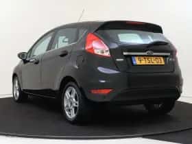 Ford Fiesta (2014) thumbnail 4