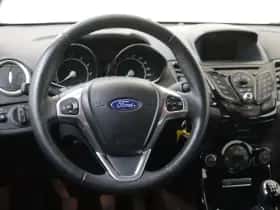 Ford Fiesta (2014) thumbnail 6