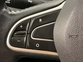 Renault Grand Scénic (2017) thumbnail 24
