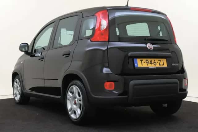 Fiat Panda (2023) thumbnail 4