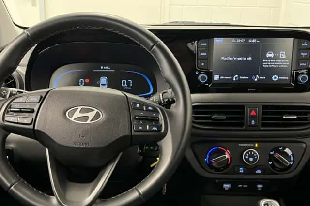 Hyundai i10 (2024) thumbnail 5