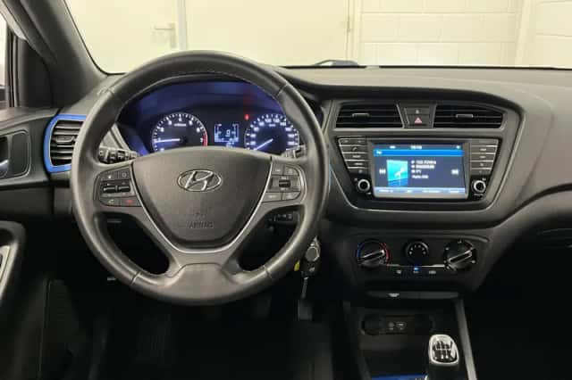 Hyundai i20 (2016) thumbnail 5