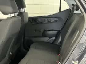 Hyundai i10 (2021) thumbnail 16