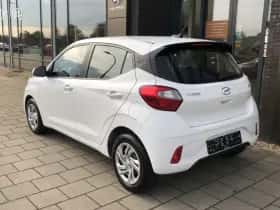Hyundai i10 (2023) thumbnail 5