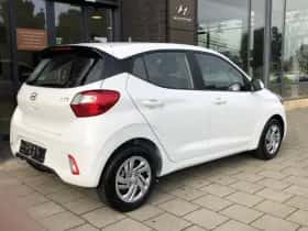 Hyundai i10 (2023) thumbnail 8