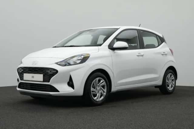 Hyundai i10 (2023) thumbnail 3