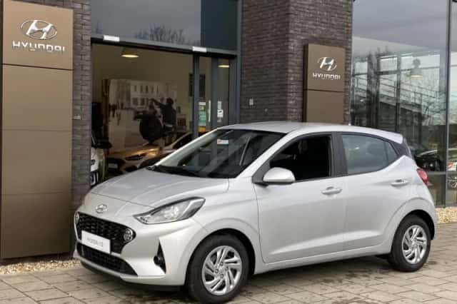 Hyundai i10 (2023) thumbnail 3