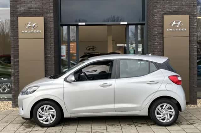 Hyundai i10 (2023) thumbnail 4