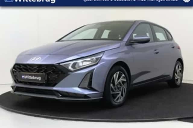 Hyundai i20 (2025) thumbnail 1